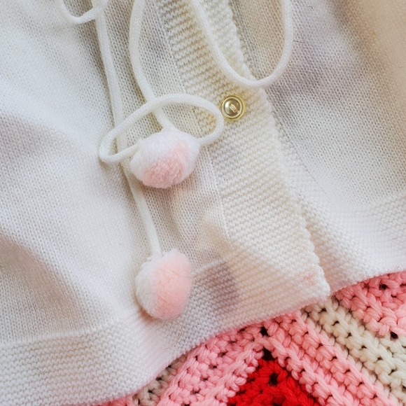 Vintage Smocked Style Ivory Knit Baby Dress - Picture 4 of 4